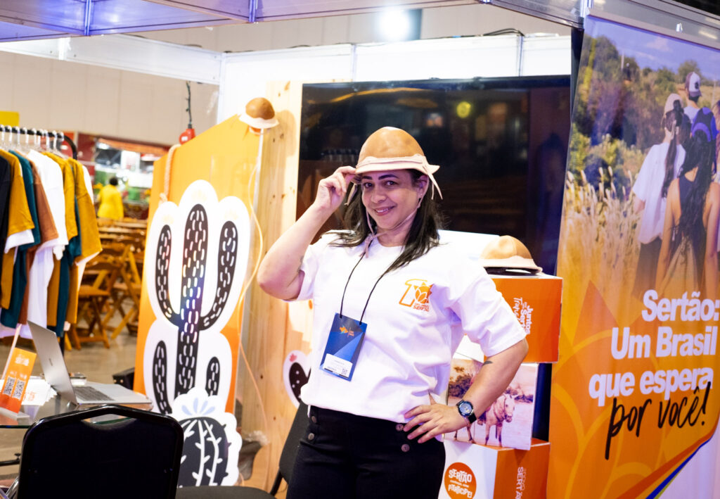 stand do novo sertao na expo crista